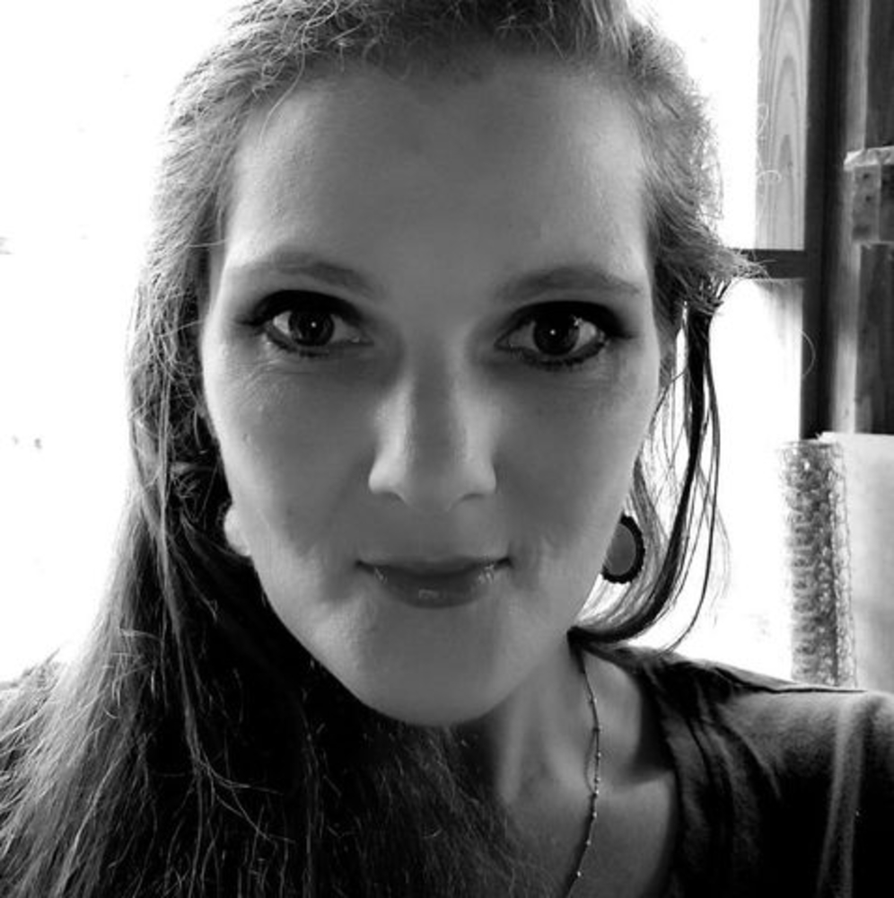 Meet your Posher, Leslie